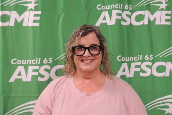 e-board_vp_-_peggy_kinzler_local_2789.jpg